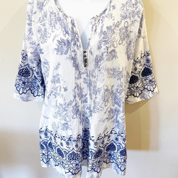 Soft Surroundings Tops - Soft Surroundings White & Blue Print Tunic Top S